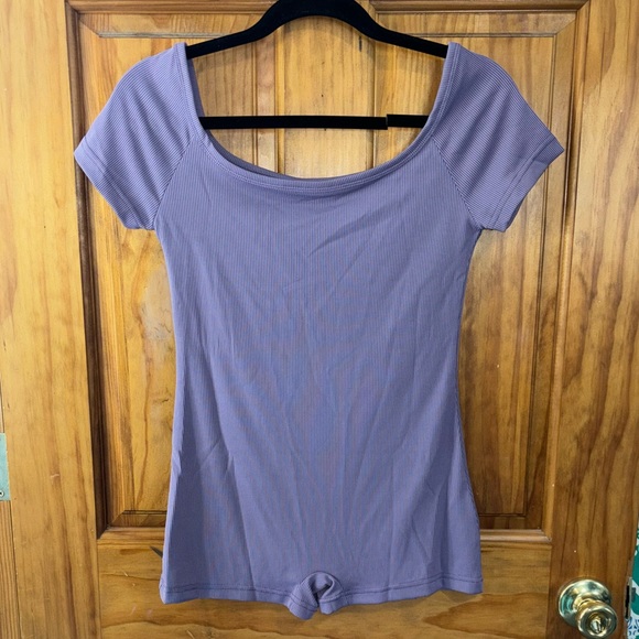 Purple Ribbed Romper - Picture 3 of 6